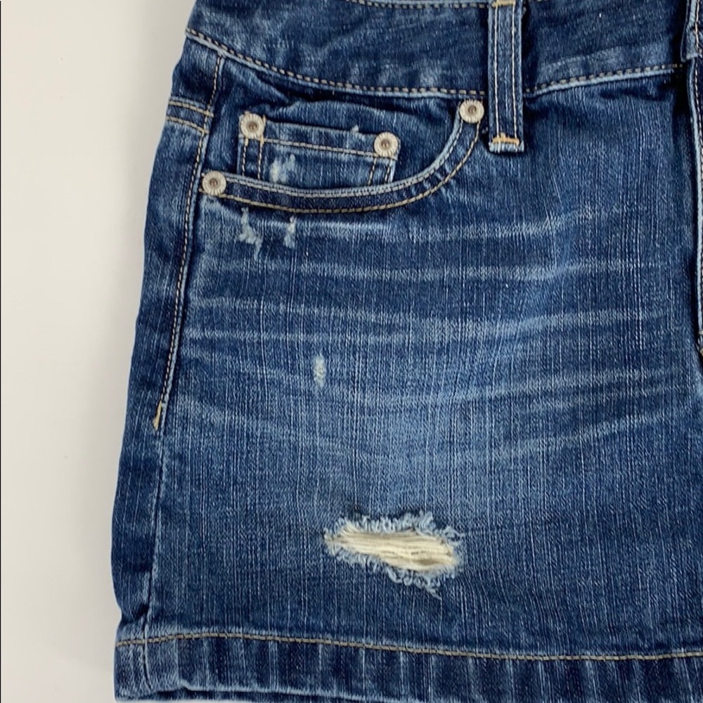 American Eagle Distressed Denim Mini Skirt Size 0 - Picture 7 of 8